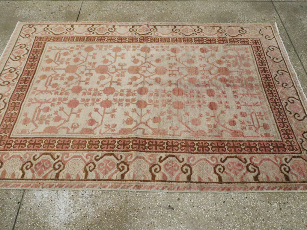 khotan Rug - # 101885