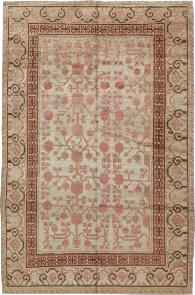khotan Rug - # 101885
