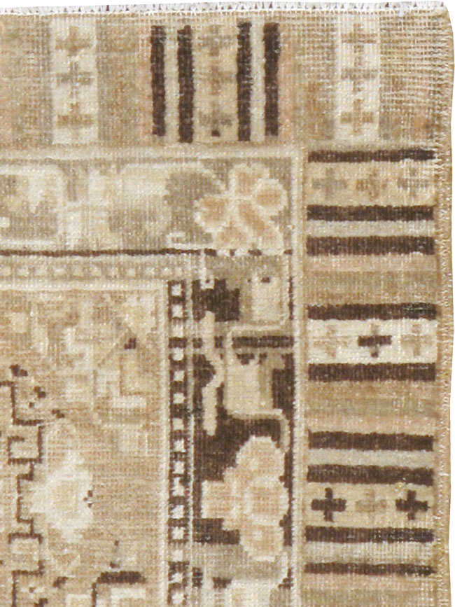 khotan Rug - # 102110
