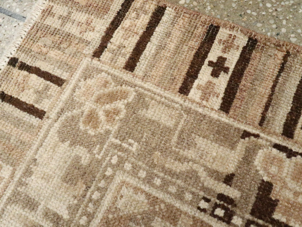 khotan Rug - # 102110