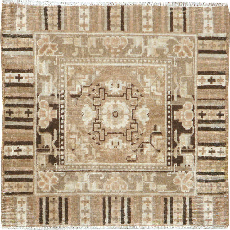 khotan Rug - # 102110