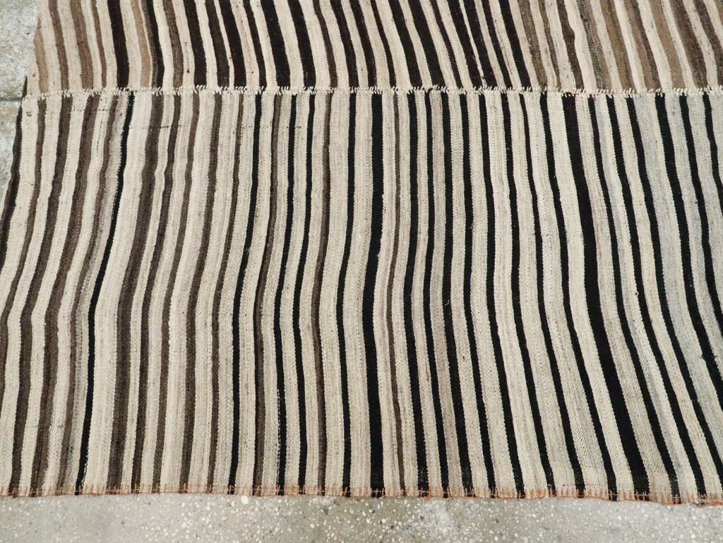 kilim Rug - # 106352