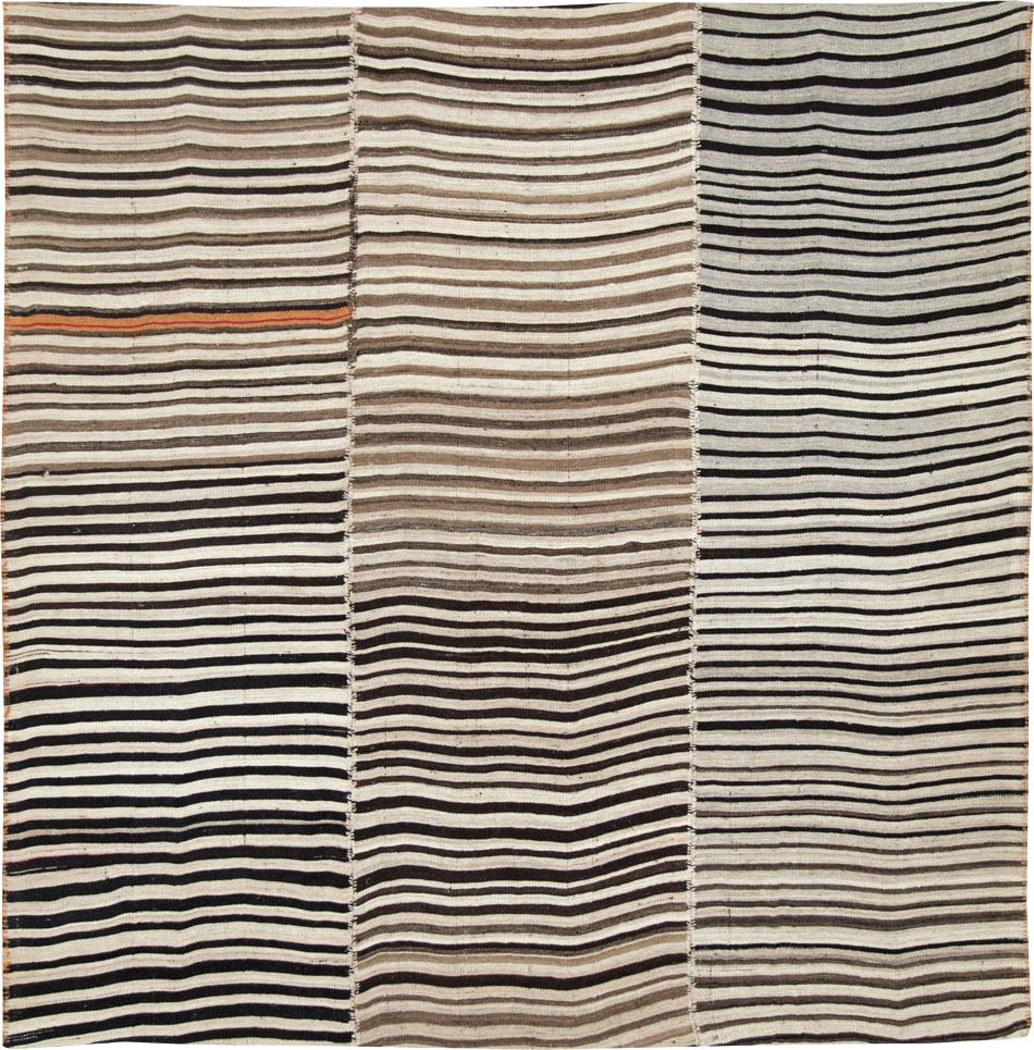 kilim Rug - # 106352