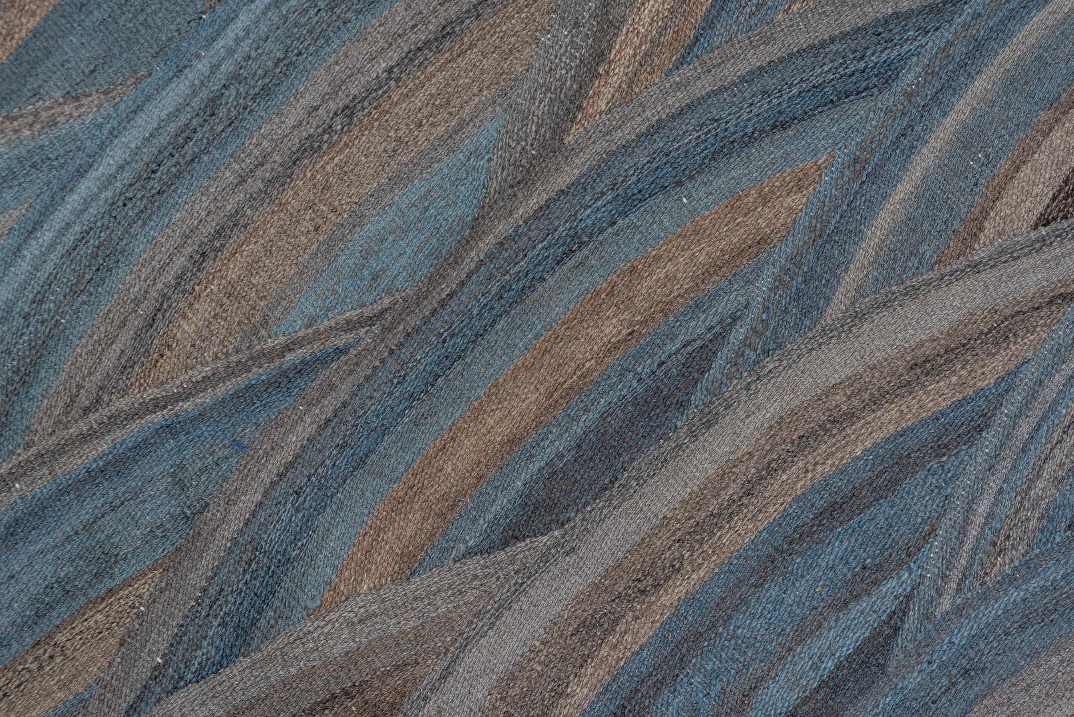 kilim Carpet - # 128523