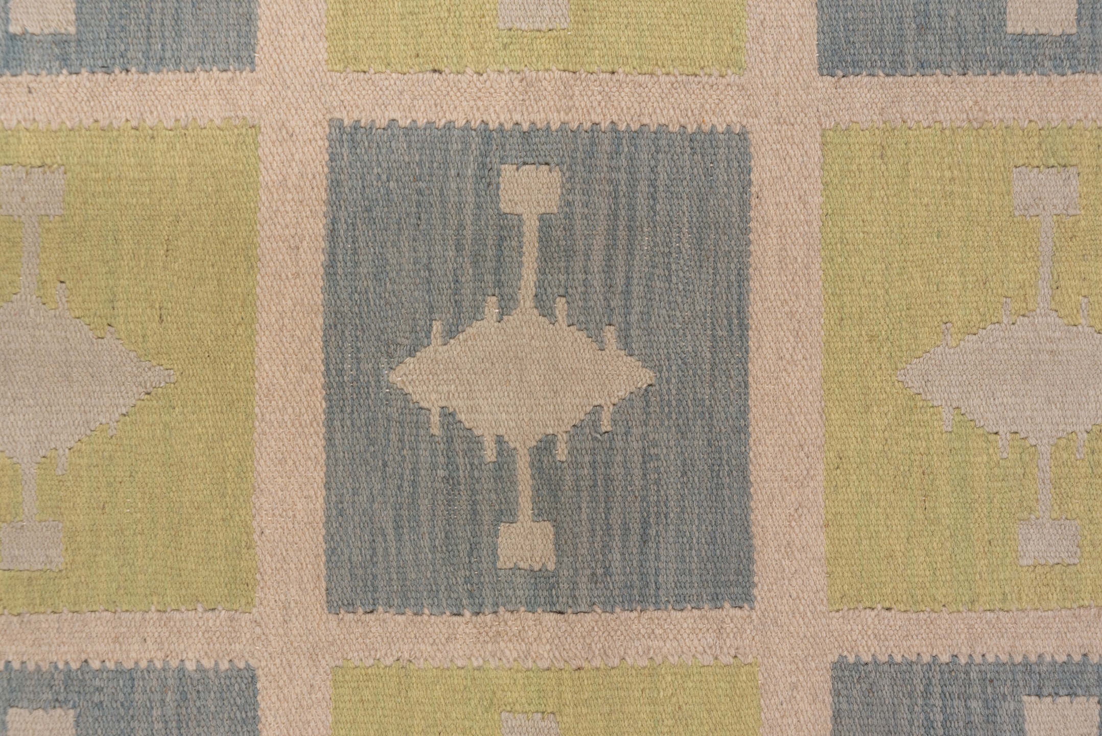 kilim Rug - # 125852