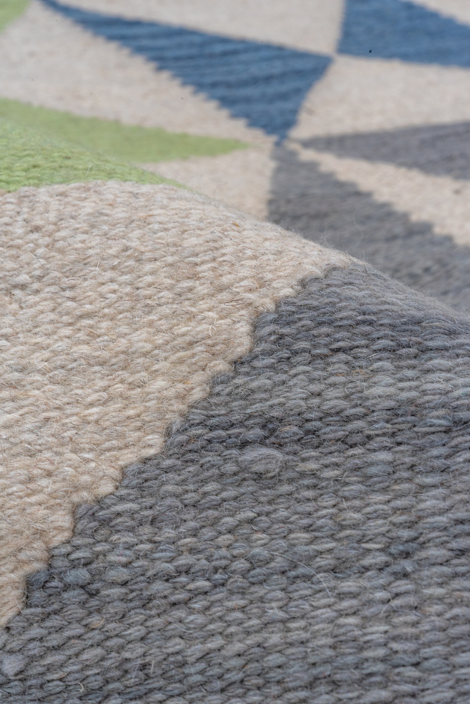 kilim Rug - # 125895