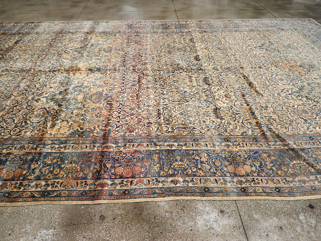 kirman Carpet - # 102013
