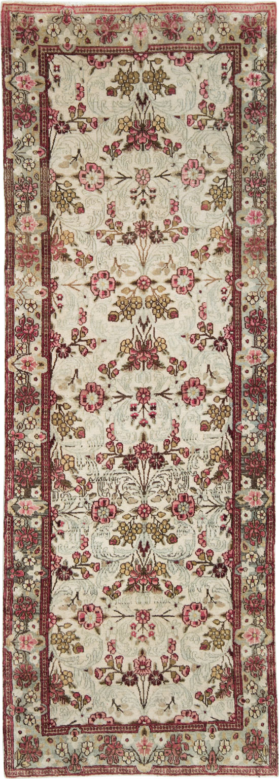 kirman Rug - # 102156