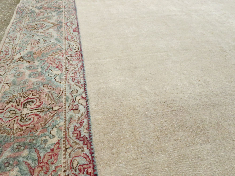 kirman Carpet - # 105847
