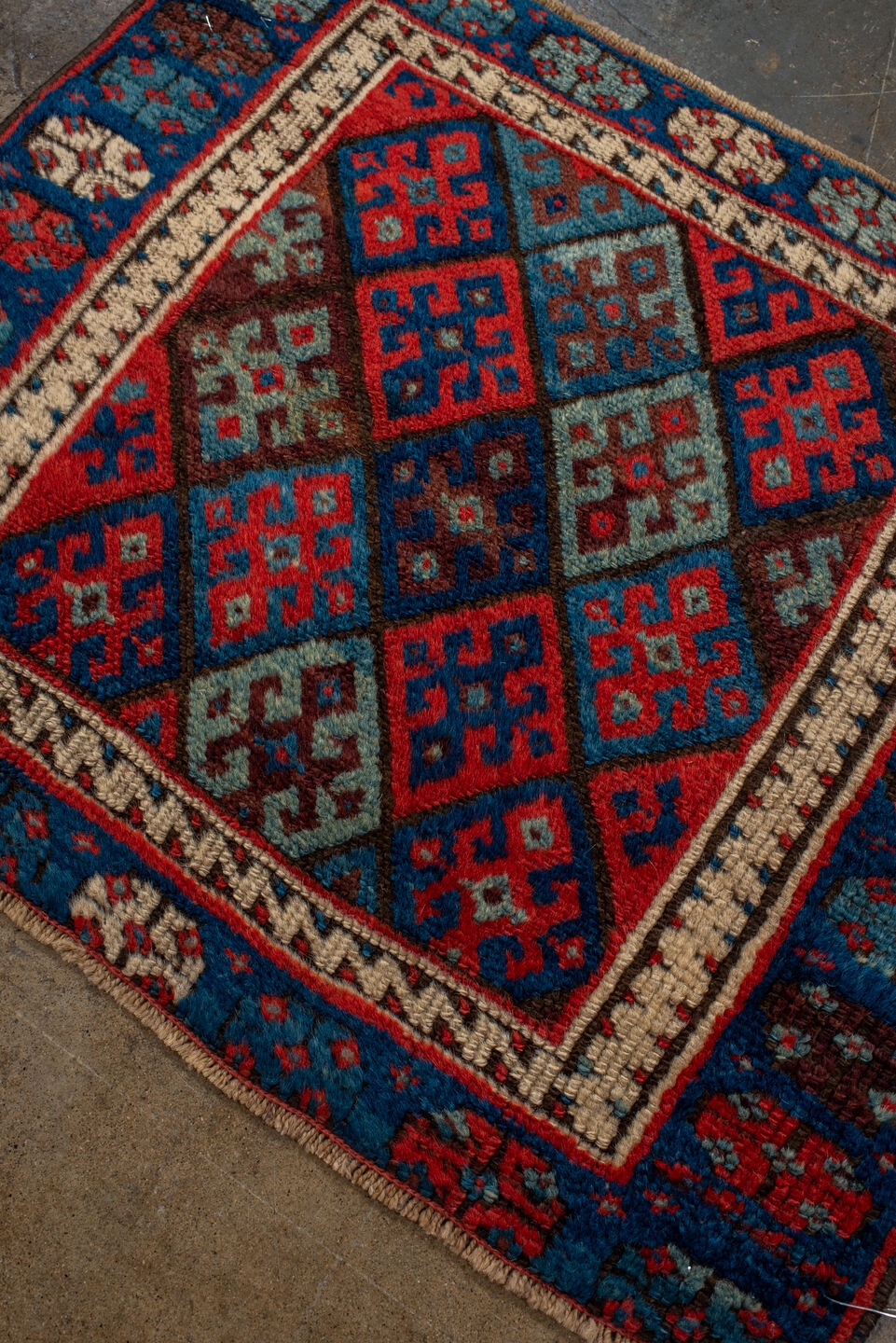 kurd Rug - # 125017