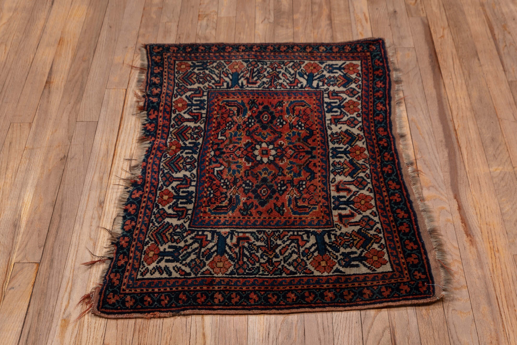 kurd Rug - # 125204
