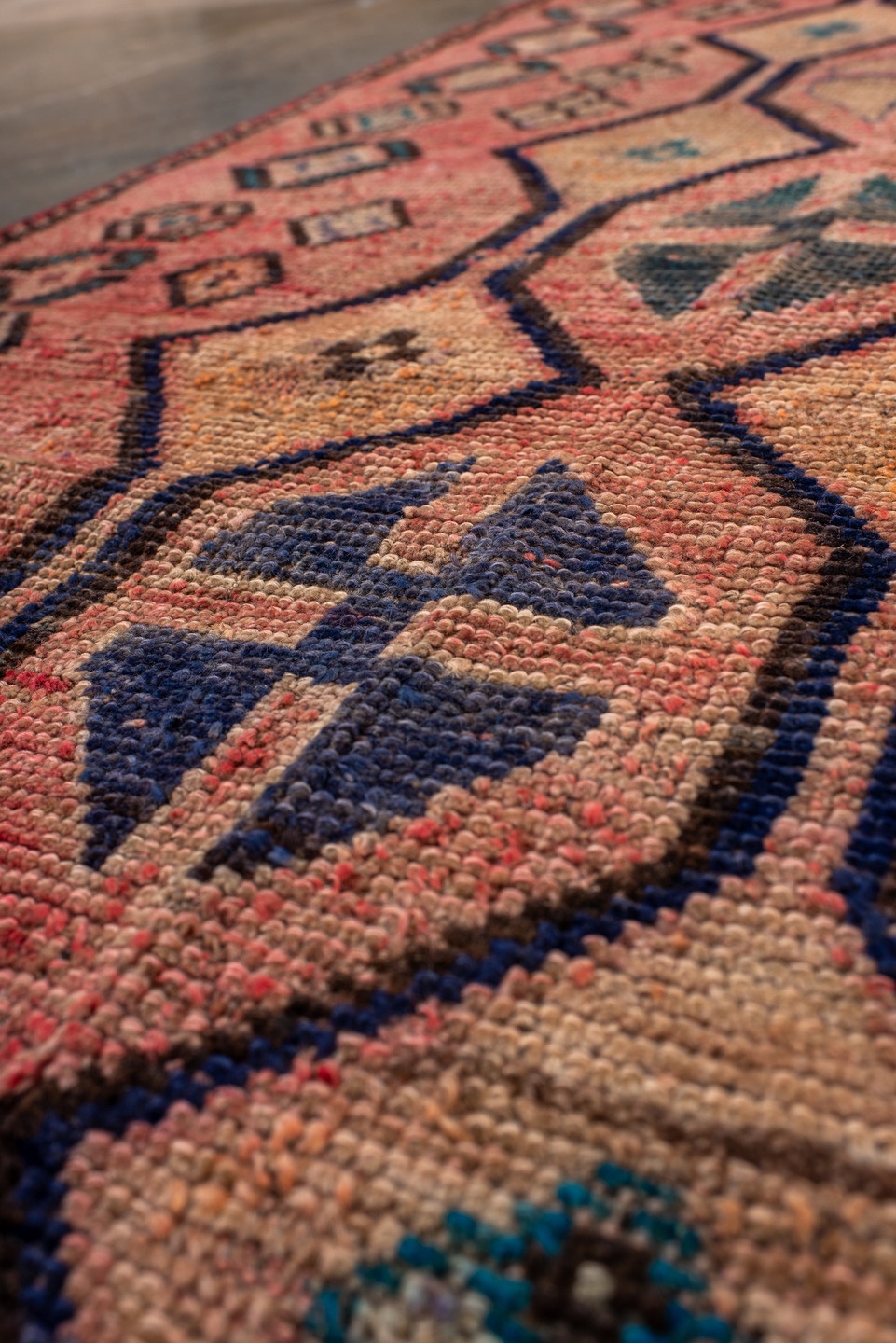 kurd Rug - # 126128