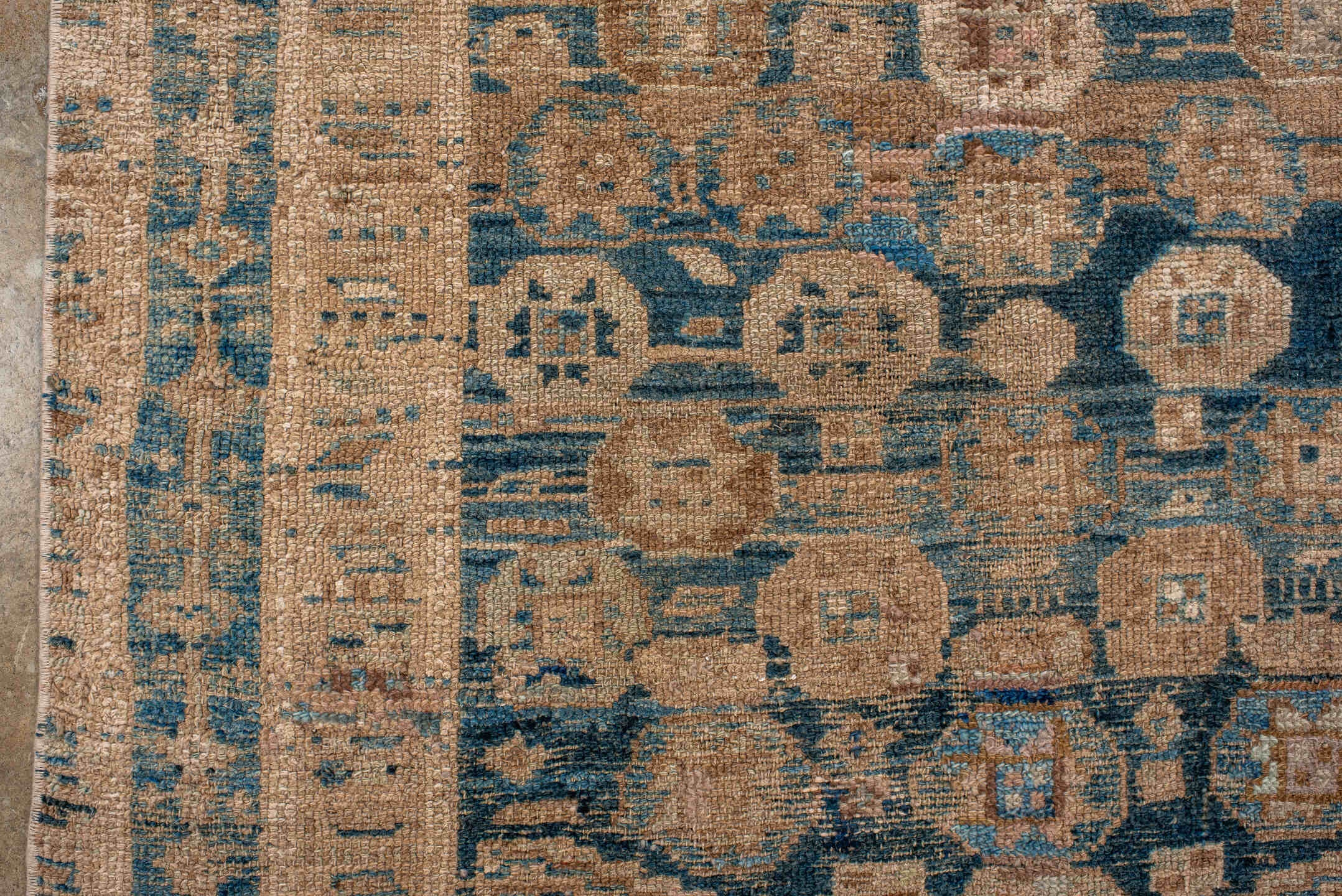kurd Rug - # 126309