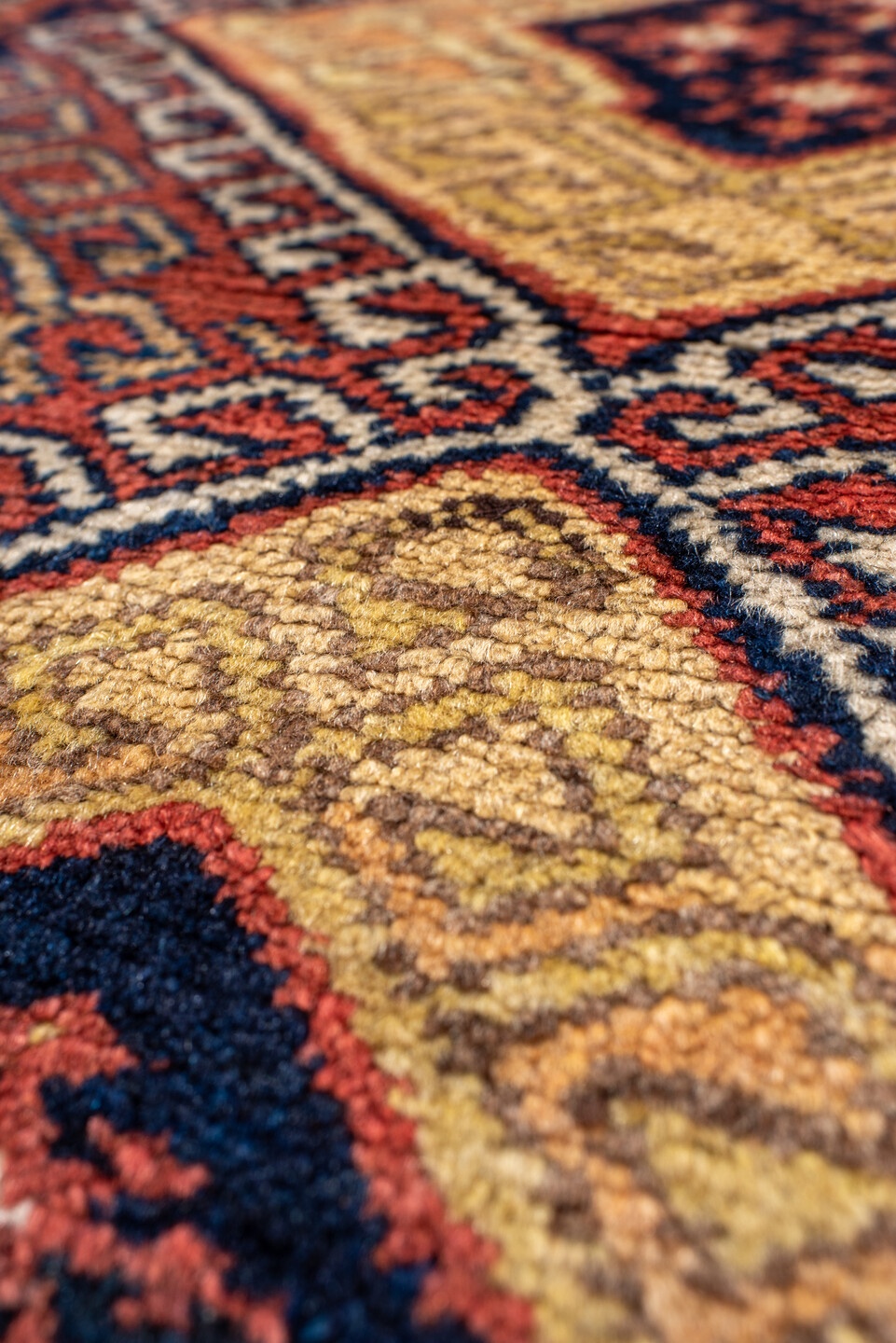 kurd Rug - # 126686