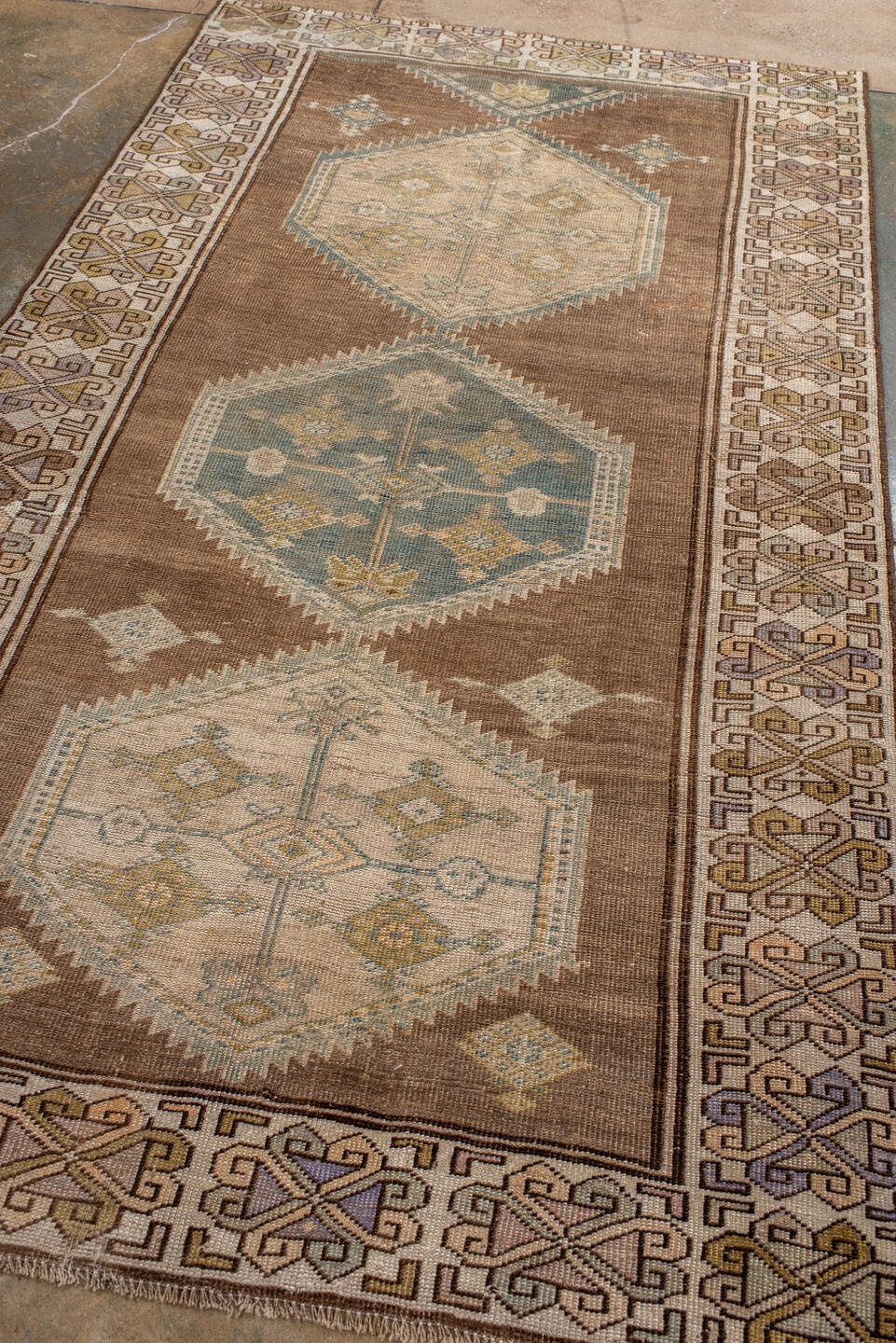 kurd Rug - # 127120