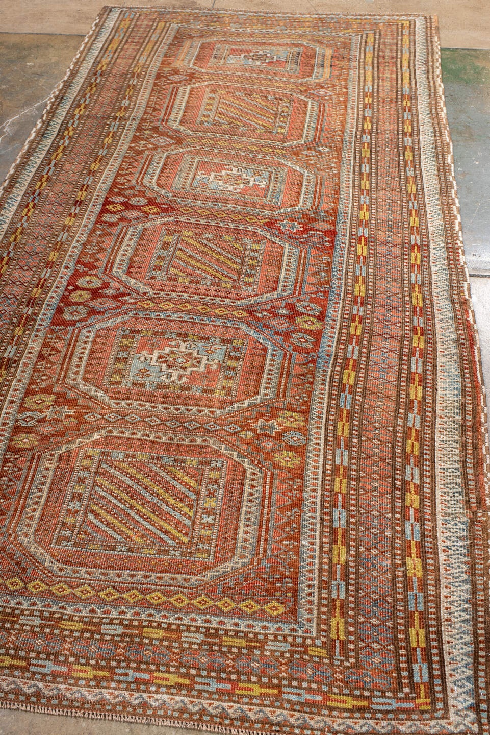 kurd Rug - # 127577