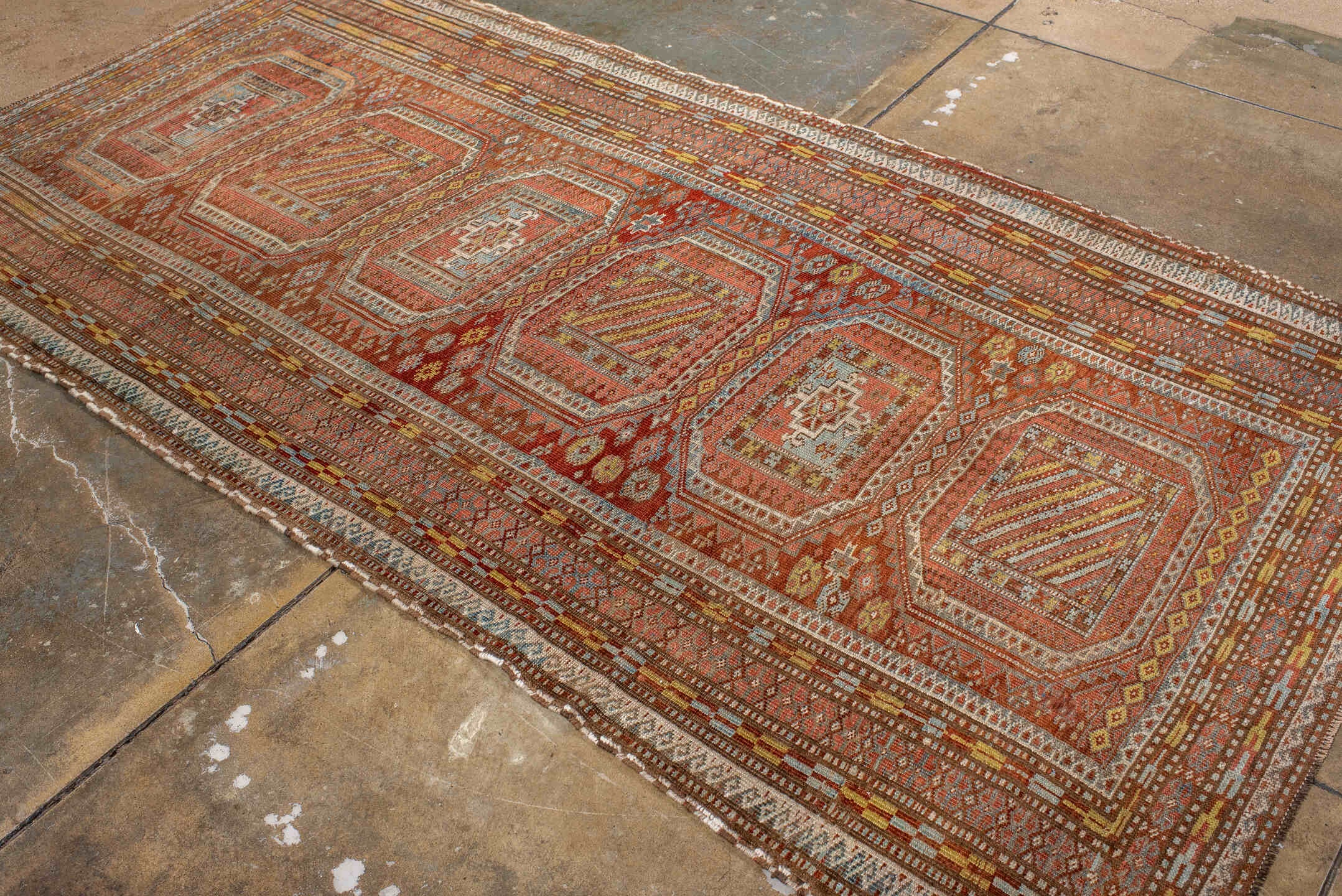 kurd Rug - # 127577