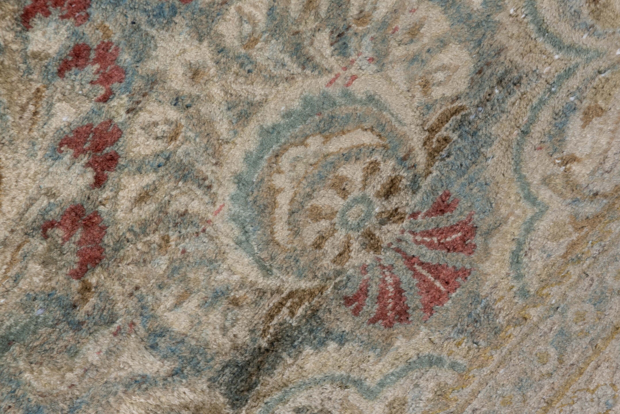 lilian Rug - # 126688