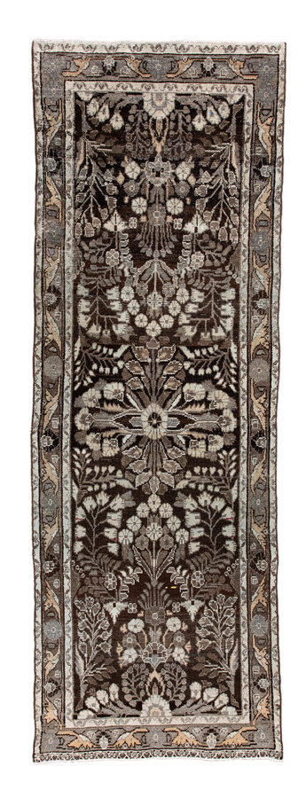 lilian Runner - # 127942