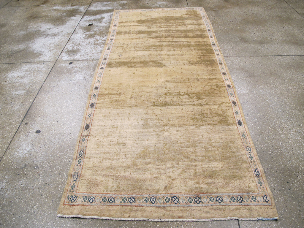 mahal Carpet - # 100755