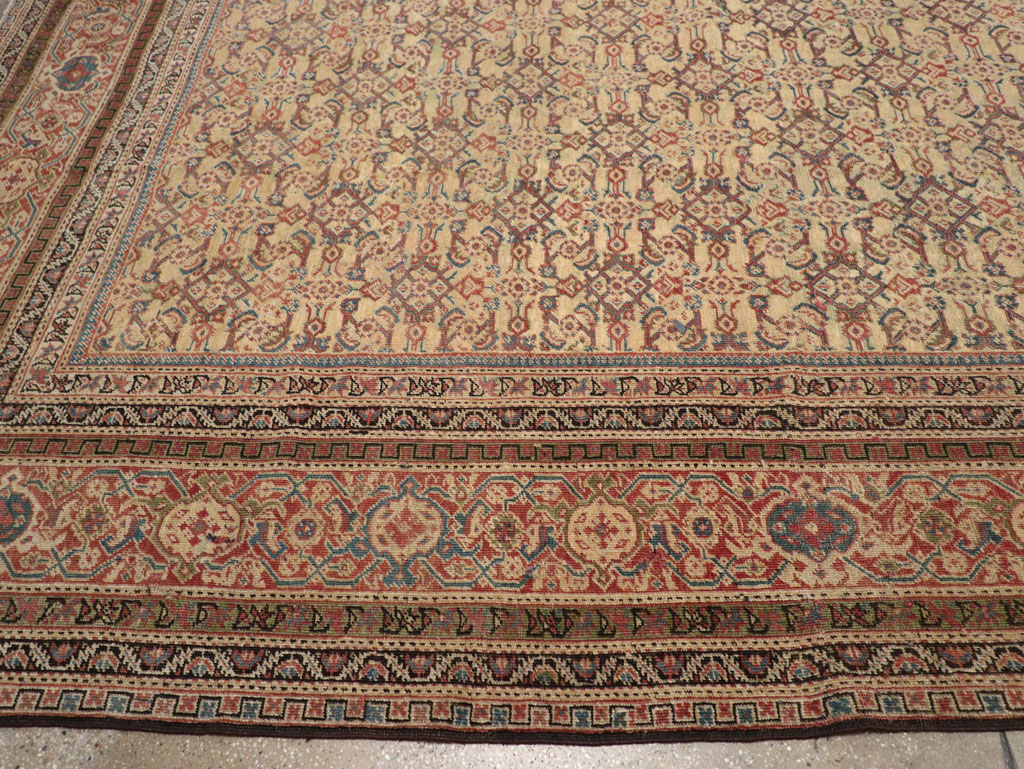 mahal Carpet - # 104281
