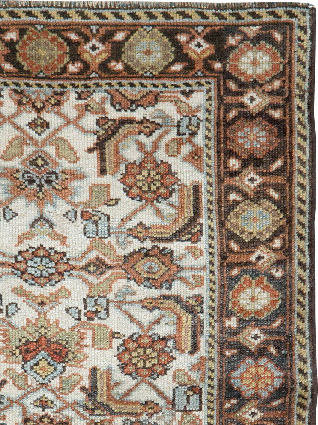 mahal Rug - # 104736