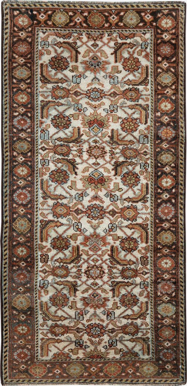 mahal Rug - # 104736