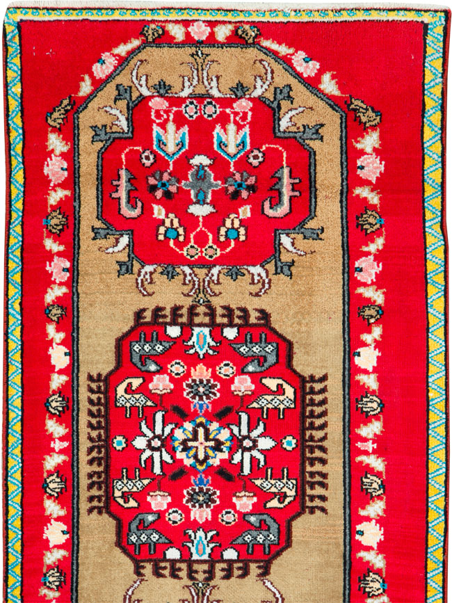 mahal Rug - # 105008