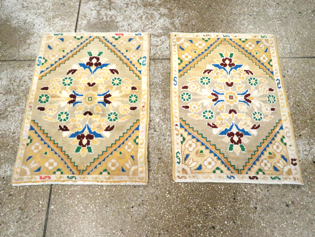 mahal Rug - # 105733