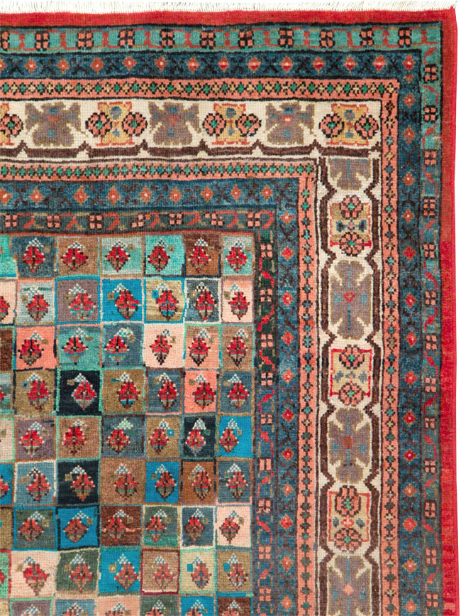 mahal Rug - # 105970