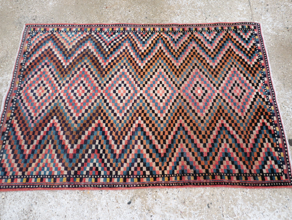 mahal Rug - # 106068
