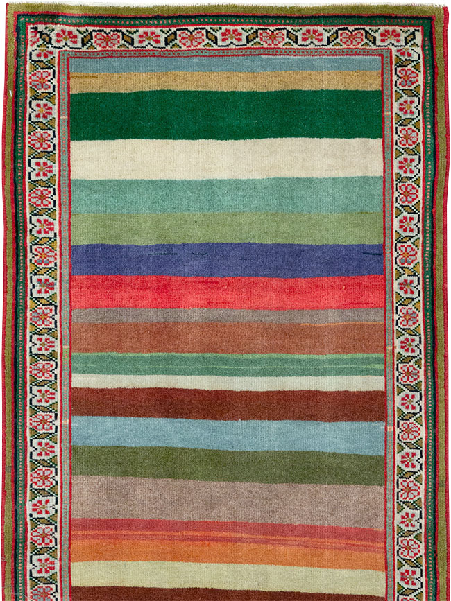 mahal Rug - # 108564