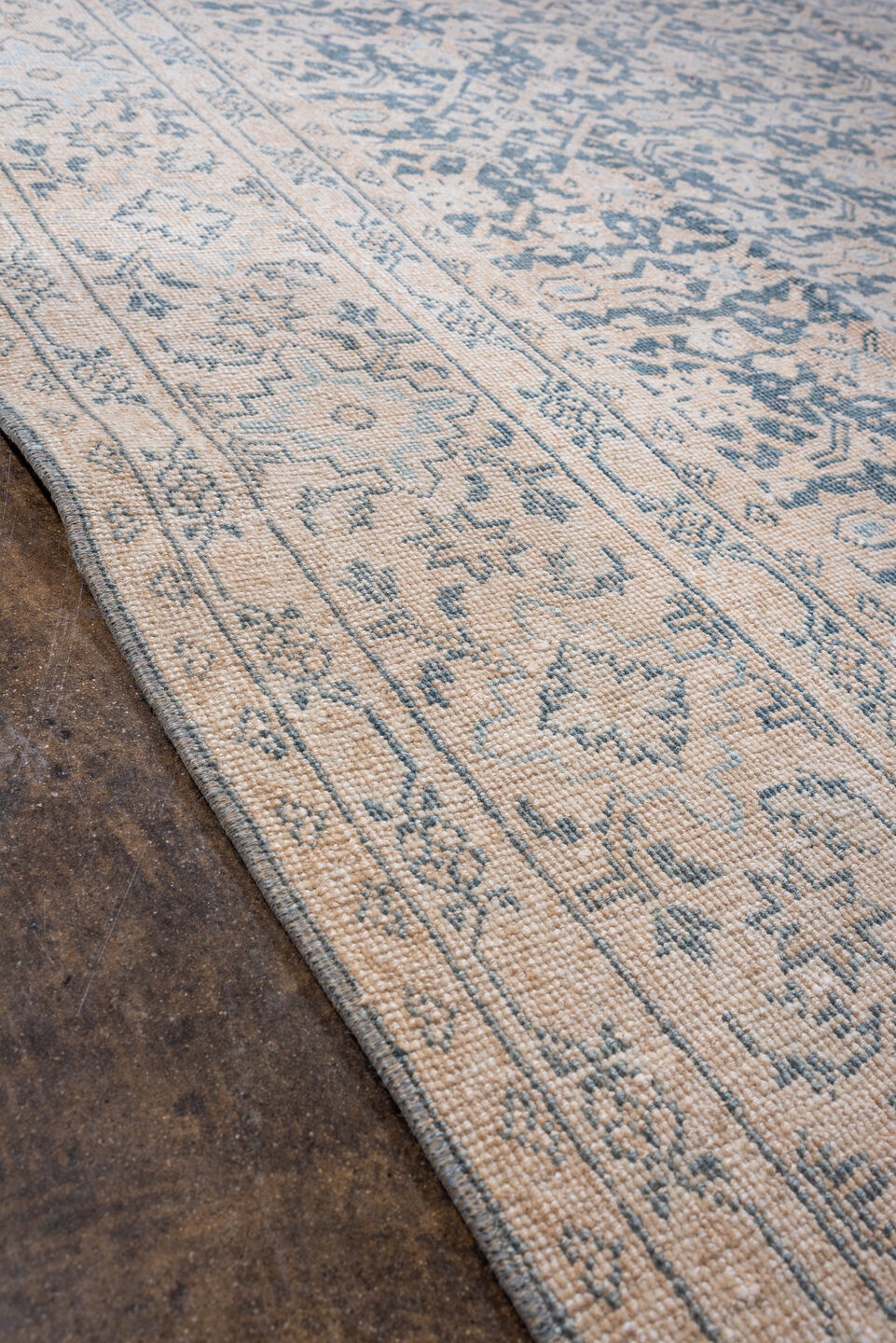 mahal Carpet - # 129191