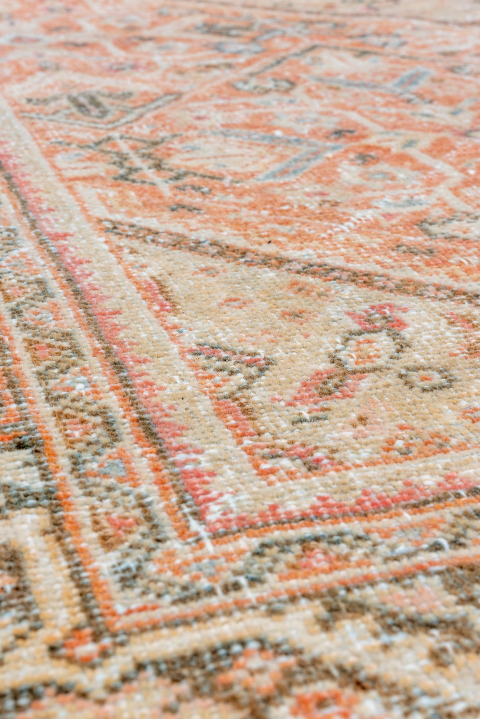 mahal Rug - # 126545