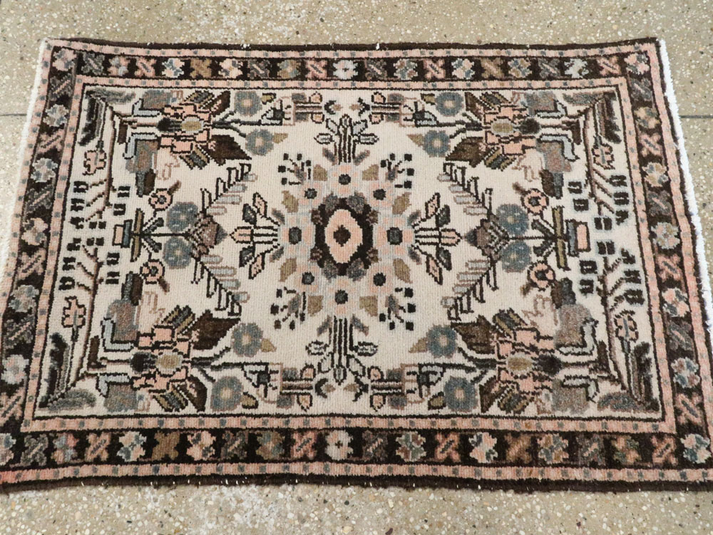 malayer Rug - # 102890
