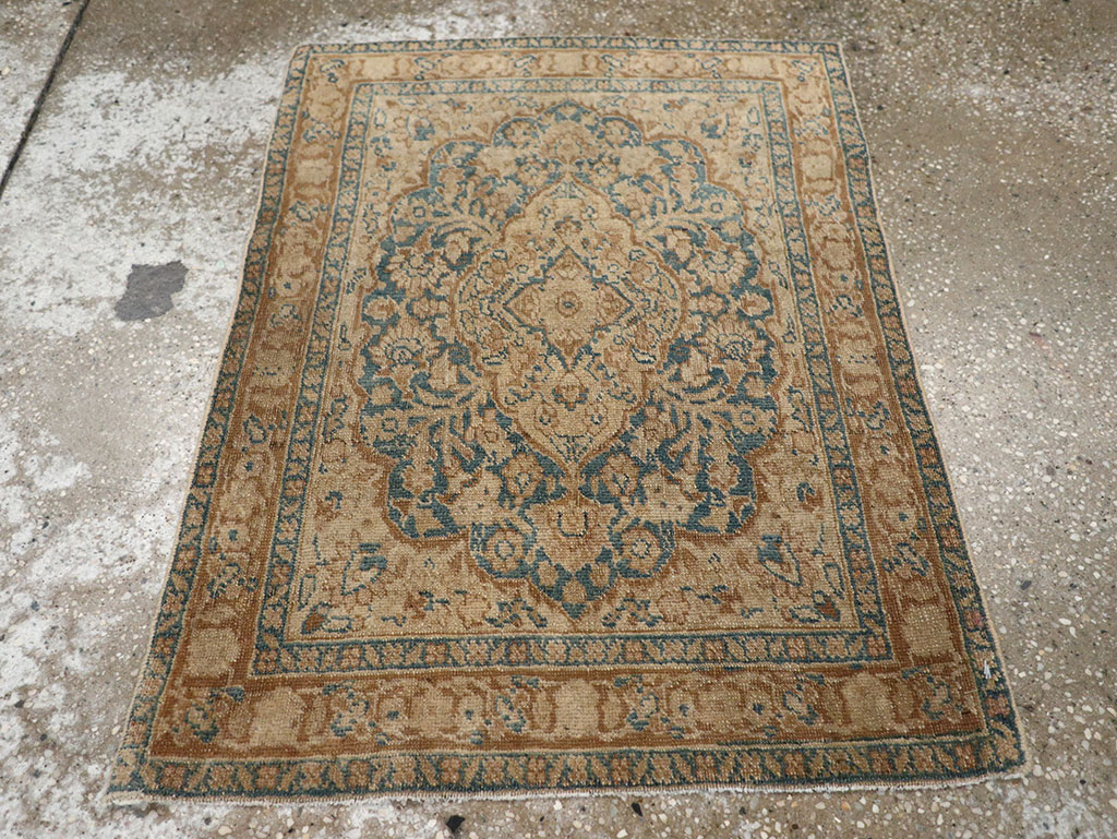 meshed Rug - # 101164
