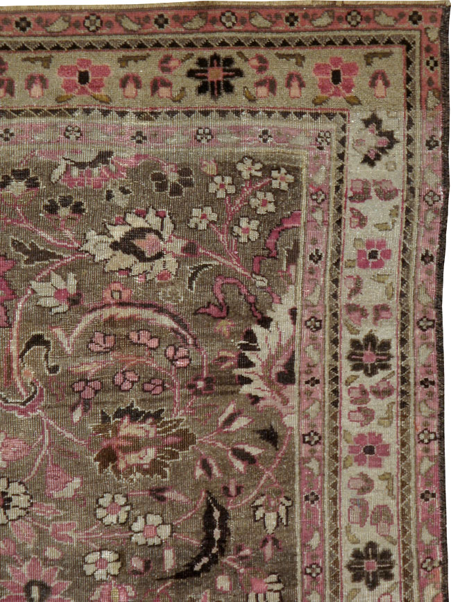 meshed Rug - # 102229