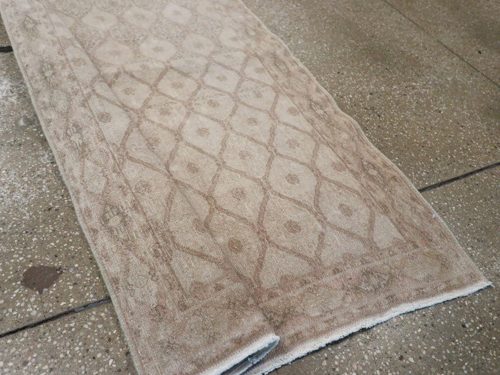 meshed Rug - # 103609