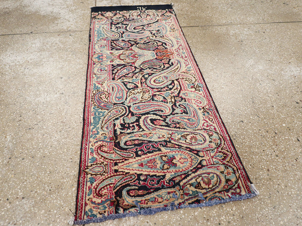 meshed Rug - # 104728
