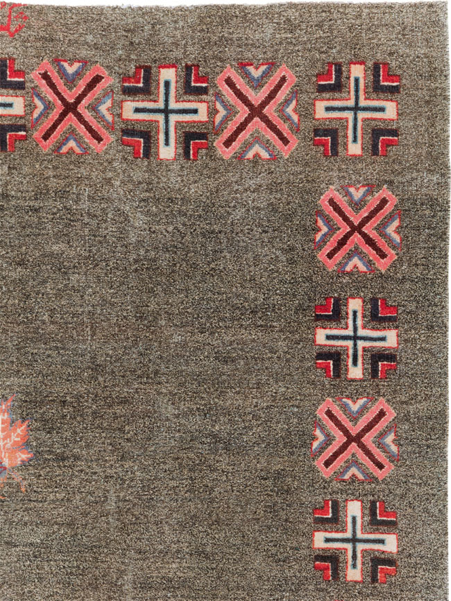 meshed Rug - # 106909