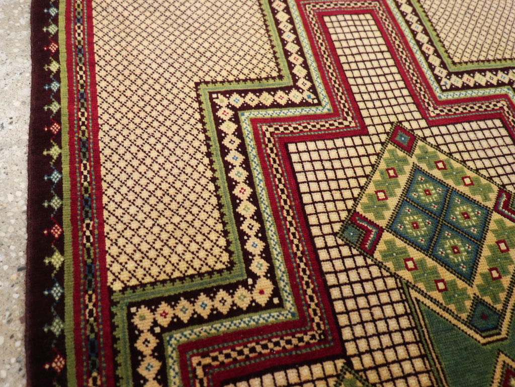 meshed Rug - # 108021