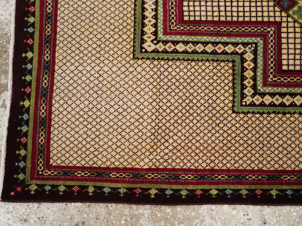 meshed Rug - # 108021