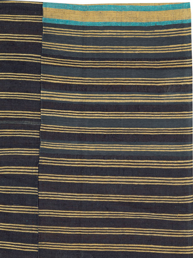 mid Rug - # 105584