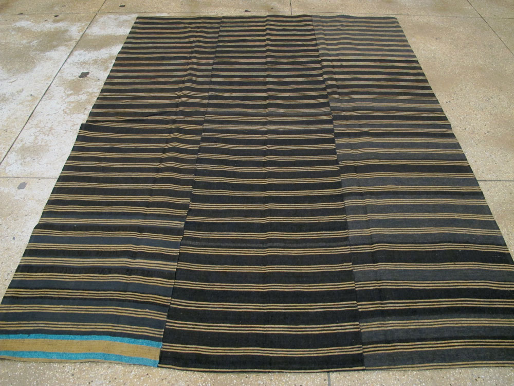 mid Rug - # 105584