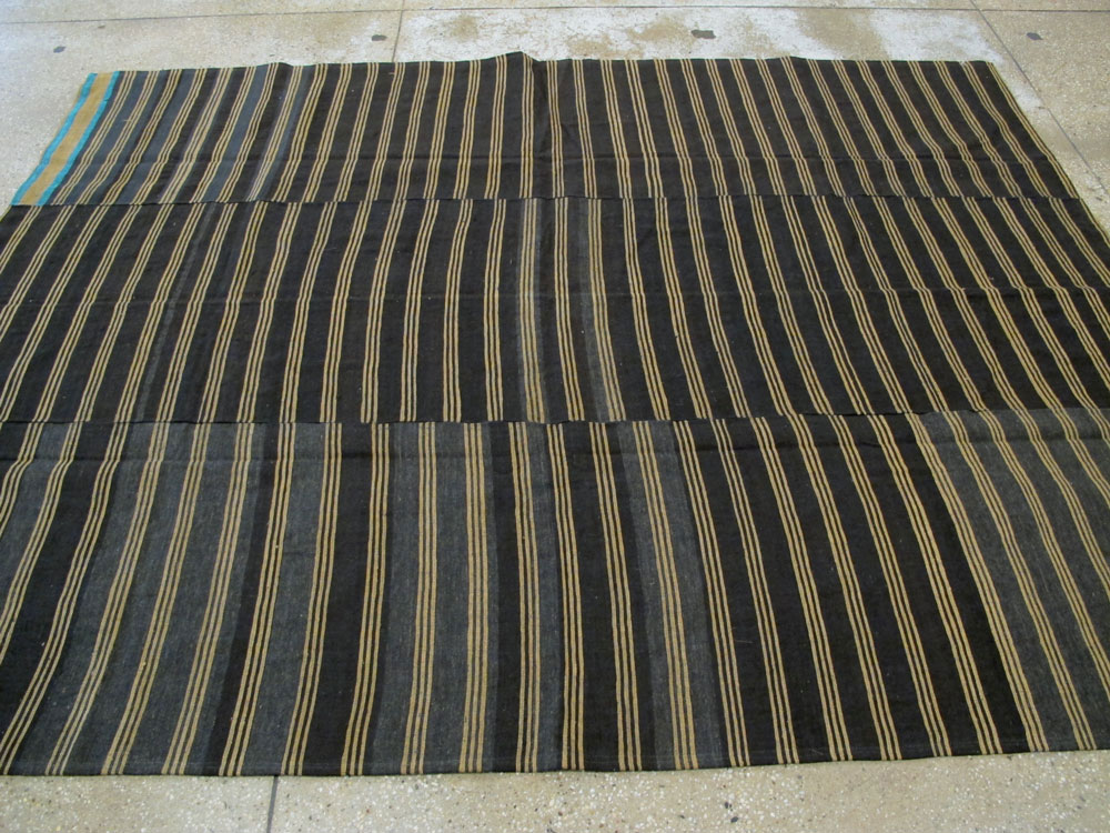 mid Rug - # 105584