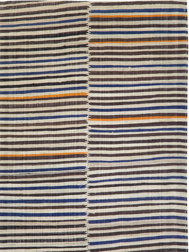 mid Rug - # 106287
