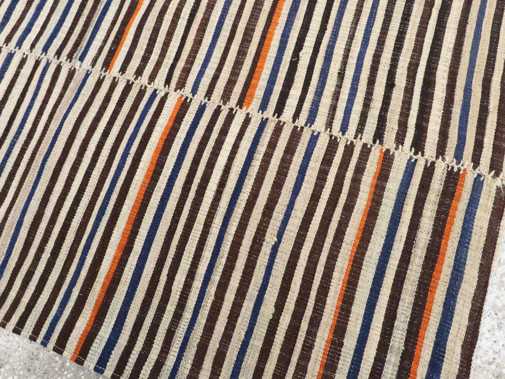 mid Rug - # 106287
