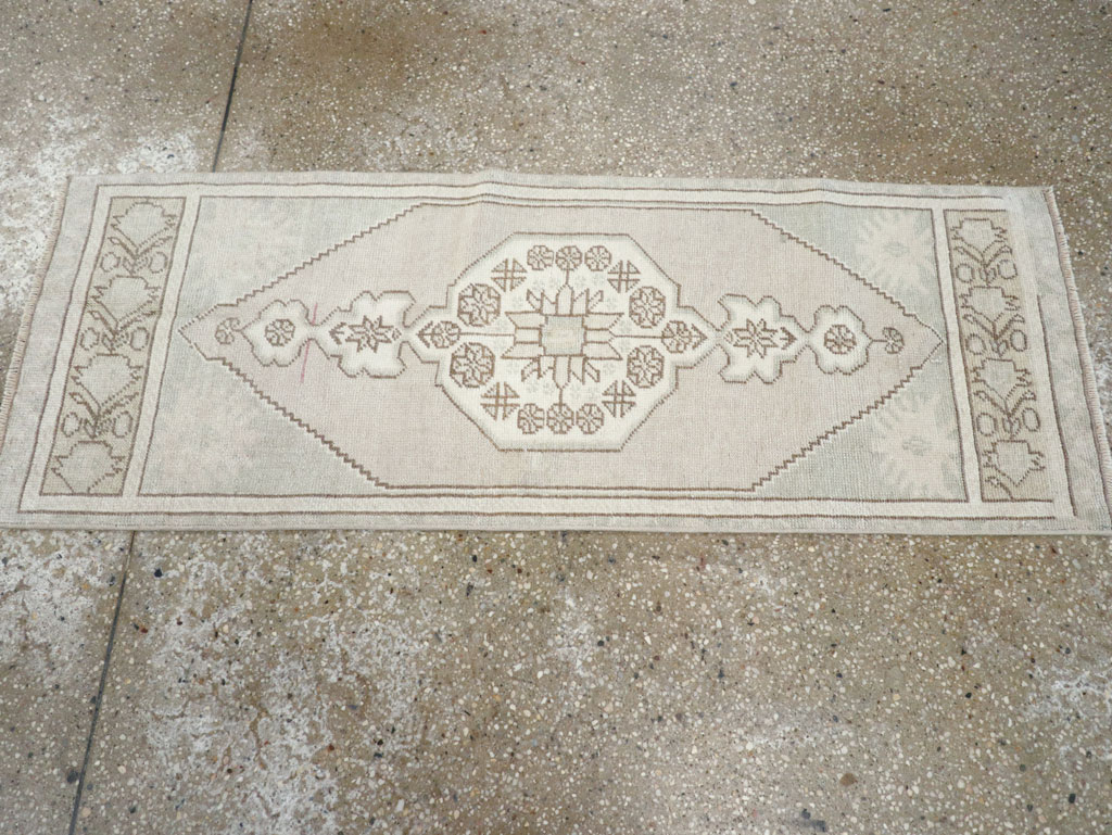 oushak Rug - # 108909