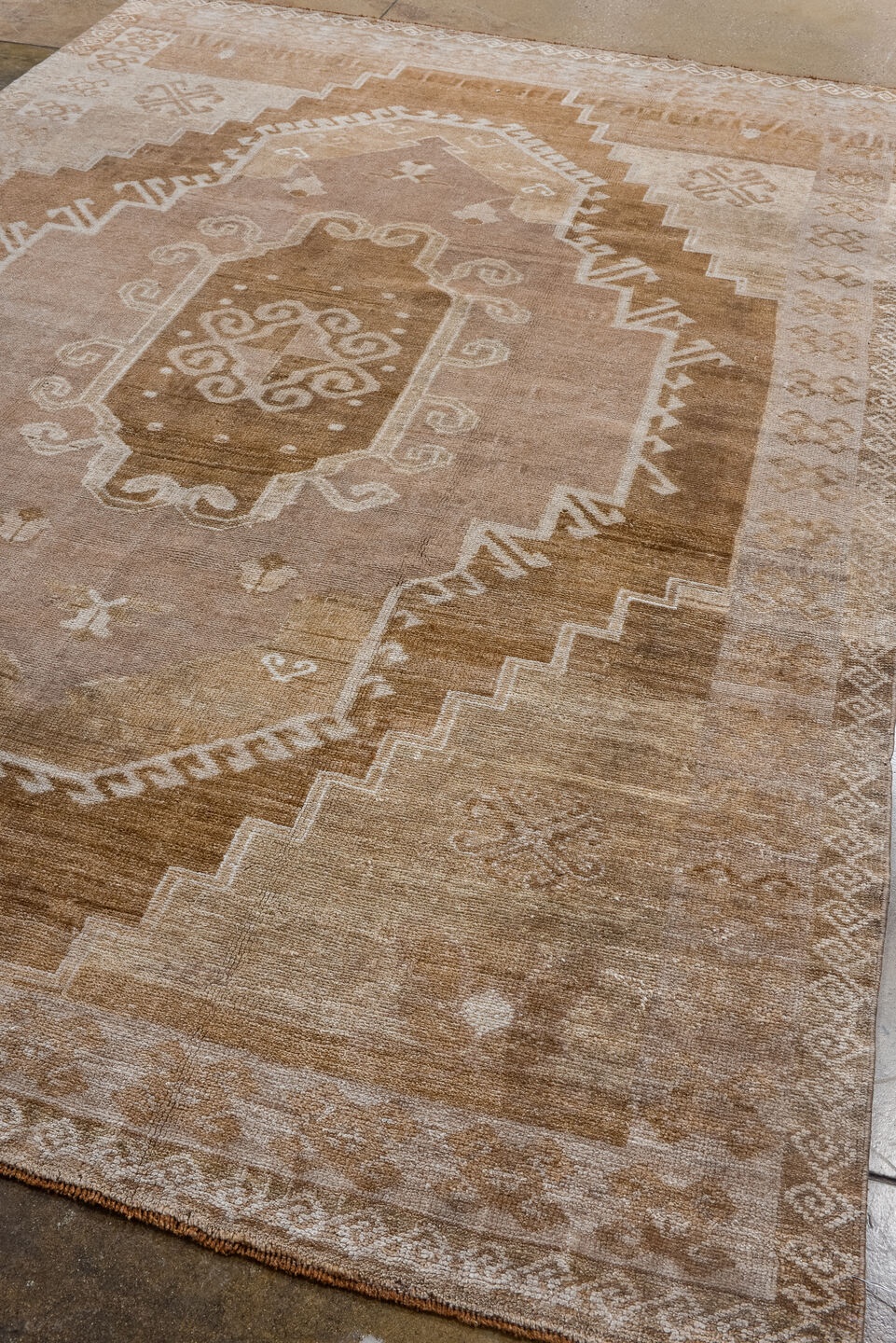 oushak Carpet - # 128634