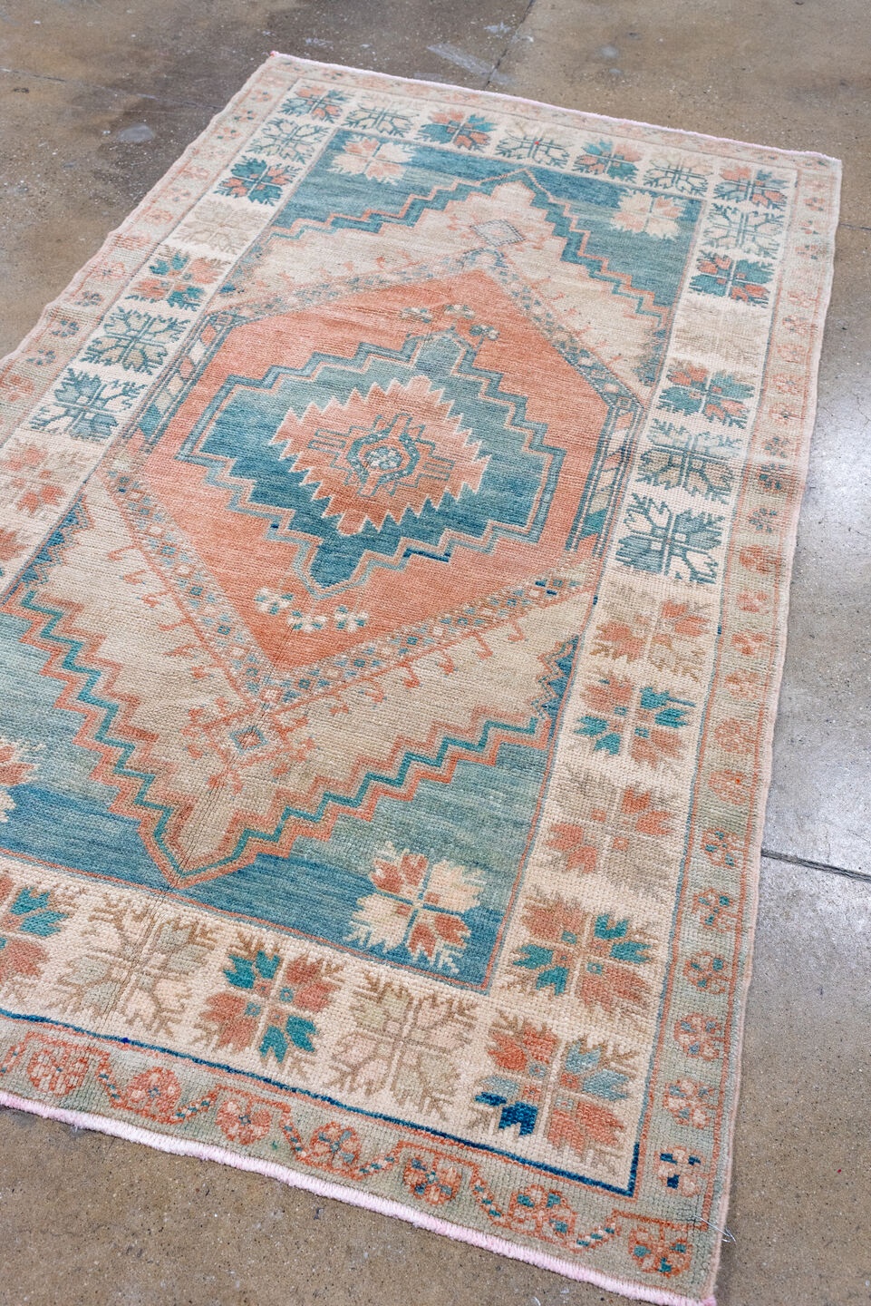 oushak Rug - # 126429